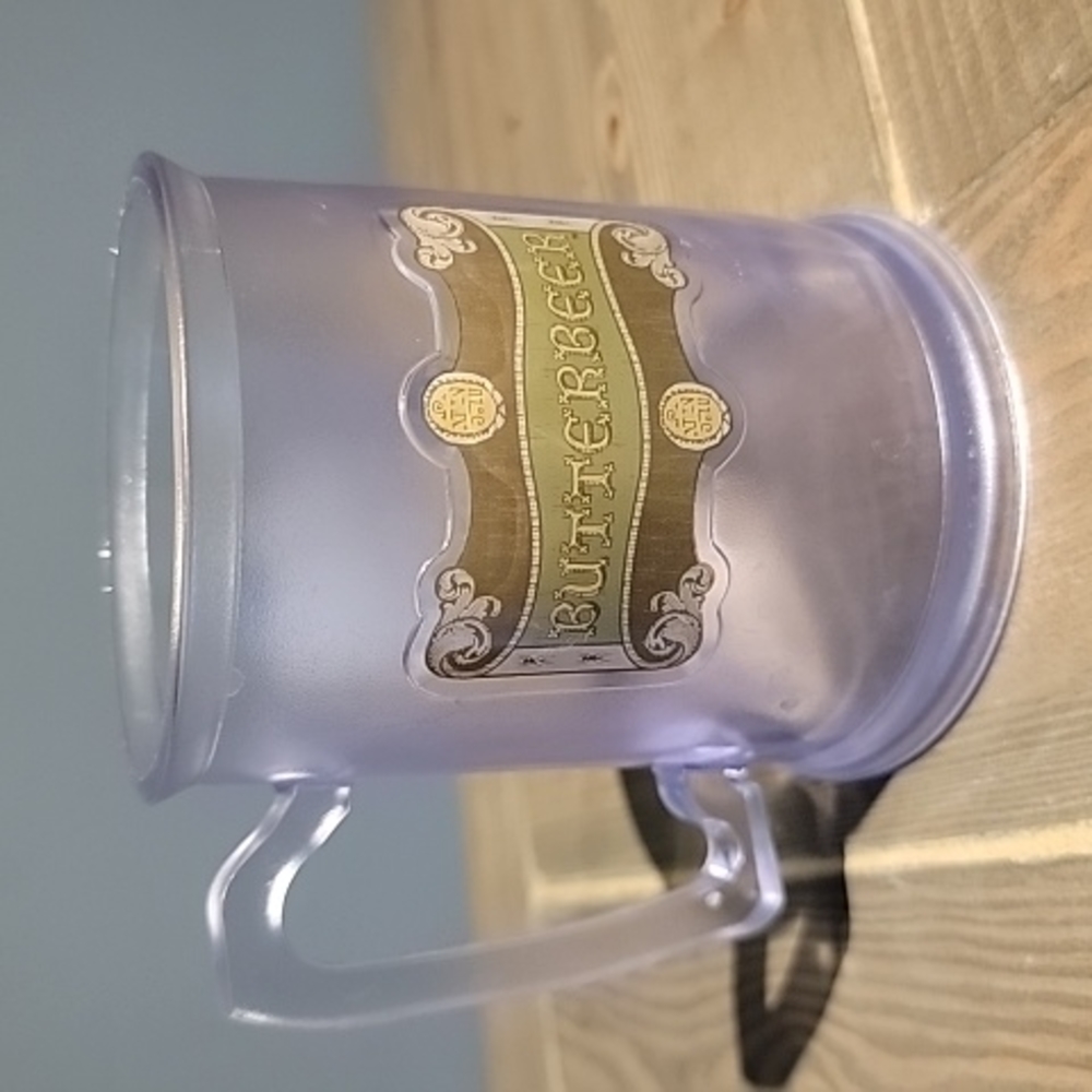 Universal Studios The Wizarding World of Harry Potter Butterbeer Cup